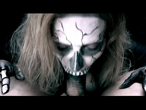 ❤️ Demoon meisie suig haan met haar swart mond en sluk cum. ️ Superpornografie by ons af.zoomporno.ru ❌️❤